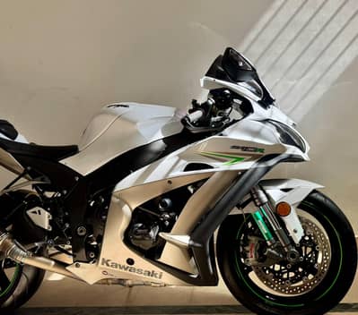 Kawasaki Ninja ZX-10R 2017 – Pearl Blizzard
