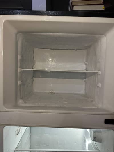 Dawlance Refrigerator 9173WB for sale Excellent Condition price 75000