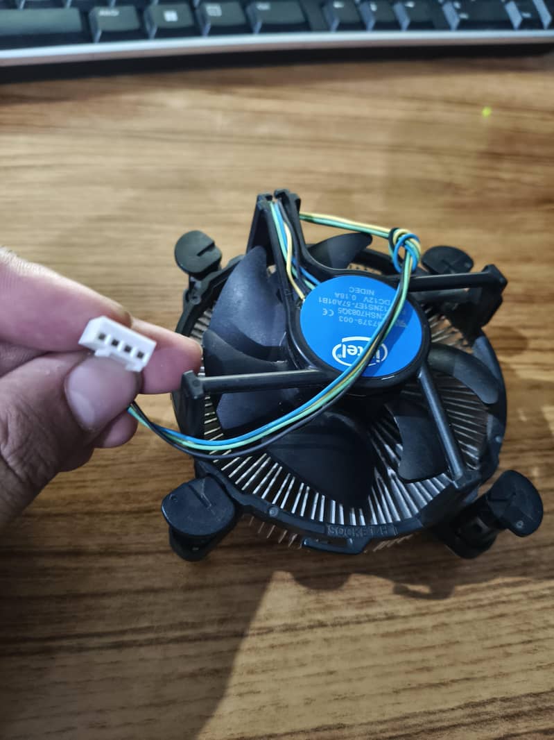 CPU heatsinks available 1