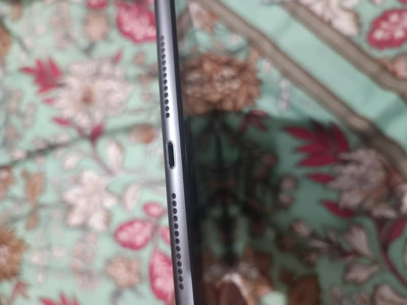 iPad 9th generation 4