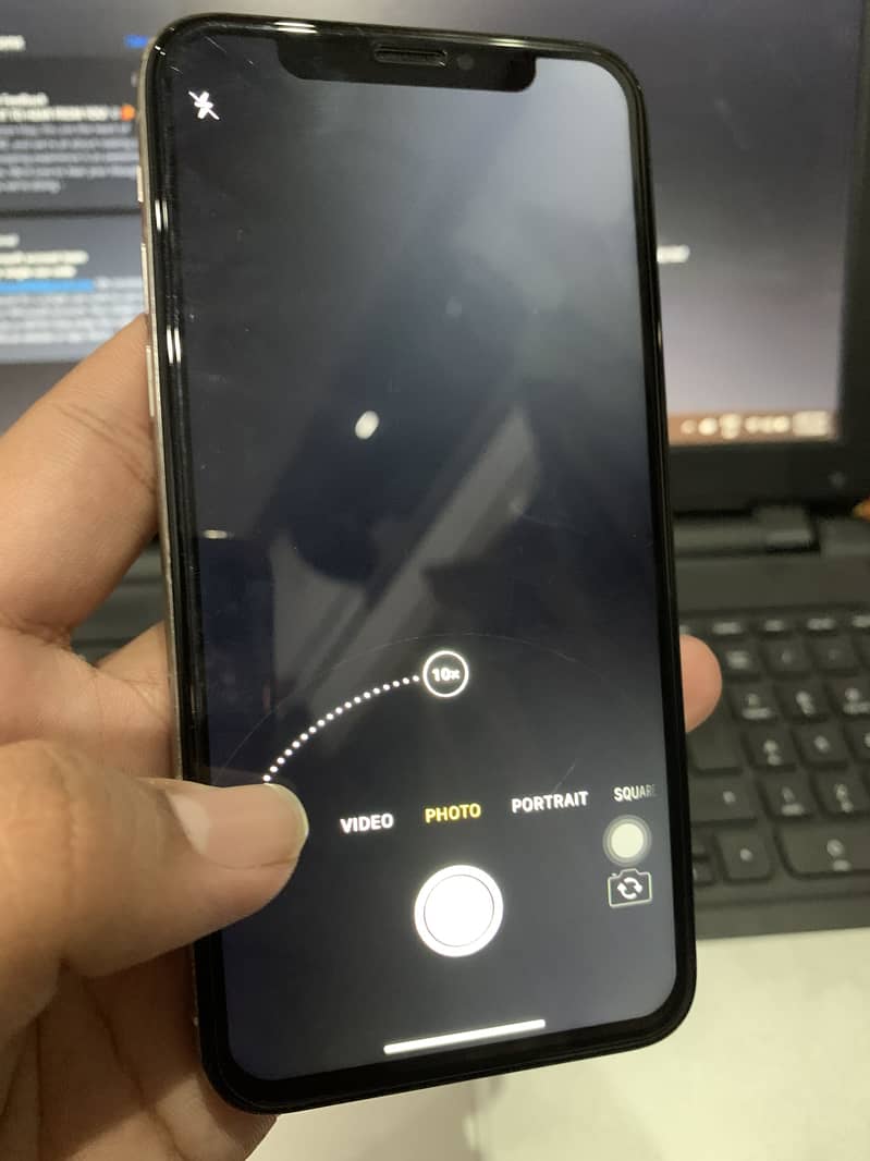 iPhone X 6