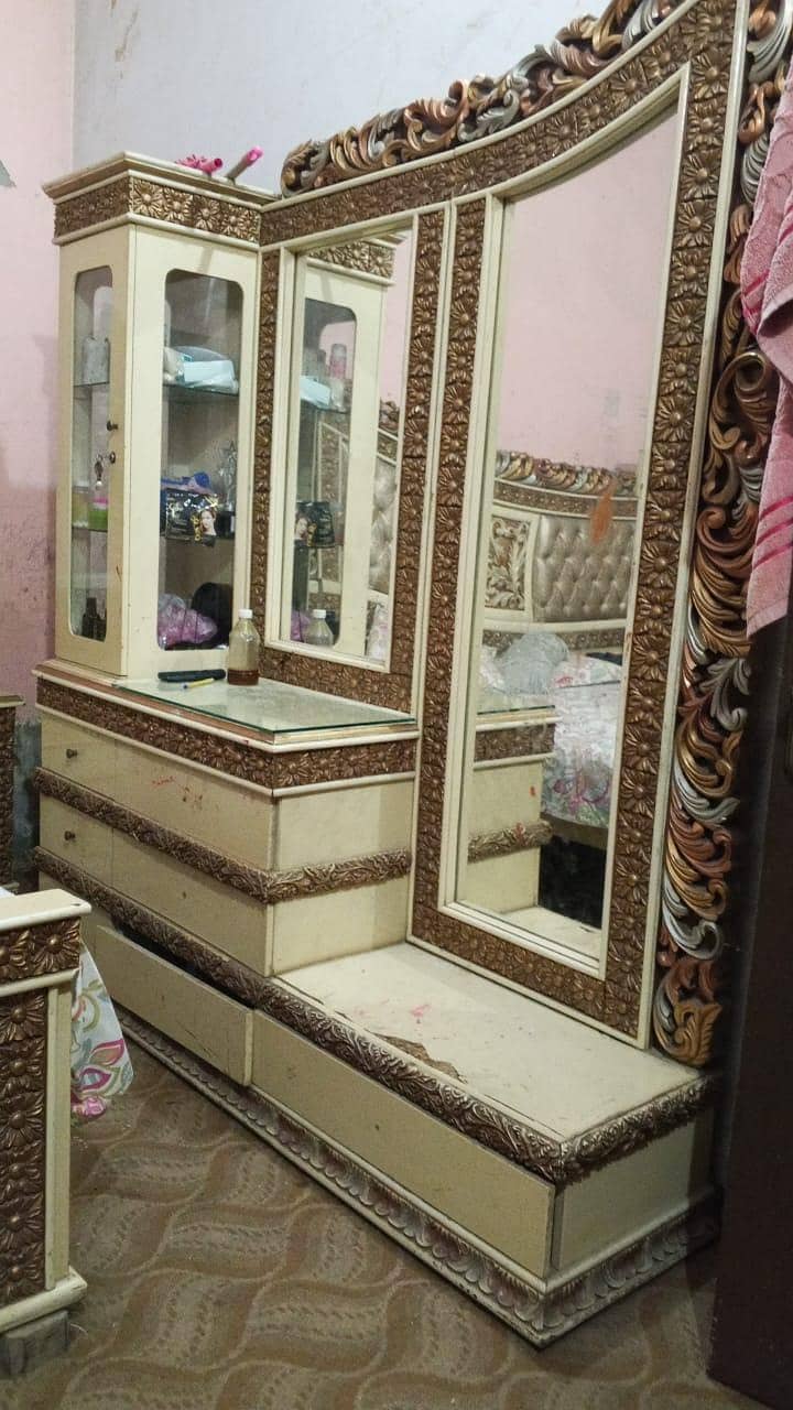 King Size Bed 2
