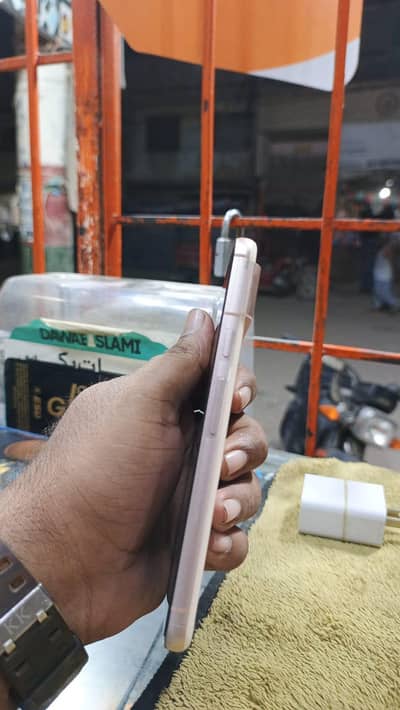Google Pixel 8