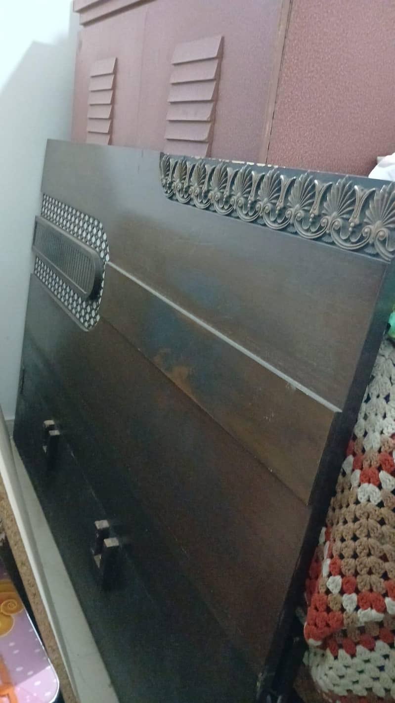 Master Bed+Site Table+Dressing Table 1