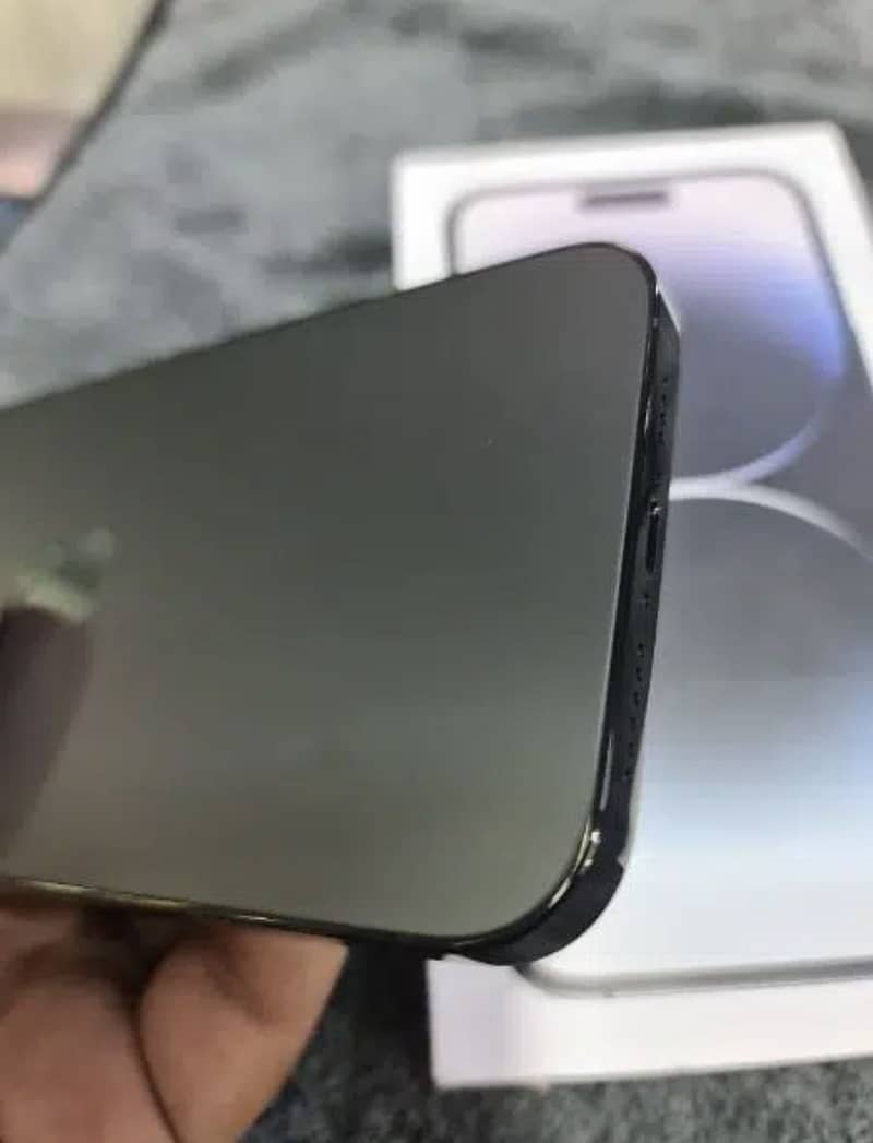 Apple iPhone 14 Pro Max 3