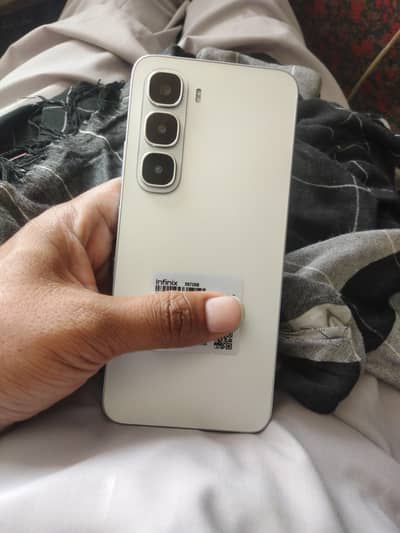 Infinix hot 60i 6/128 complete box full warranty