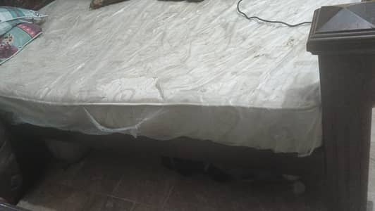 Single mattress