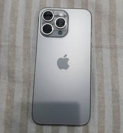 Apple iPhone 15 Pro Max