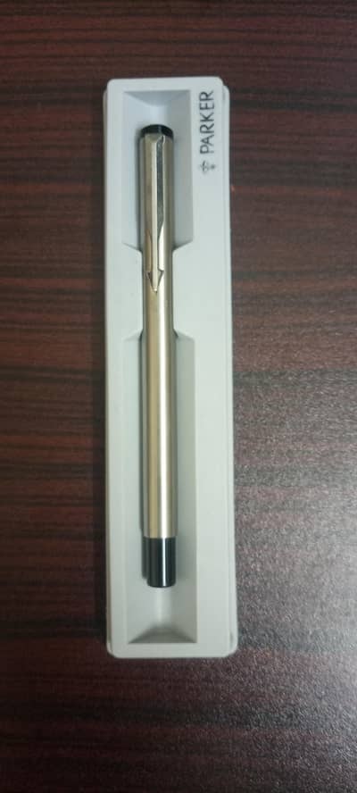 Parker Rollerball Pen Medium (0.7mm) Tip, UK