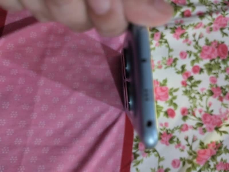 Redmi note14pro 12/512 7