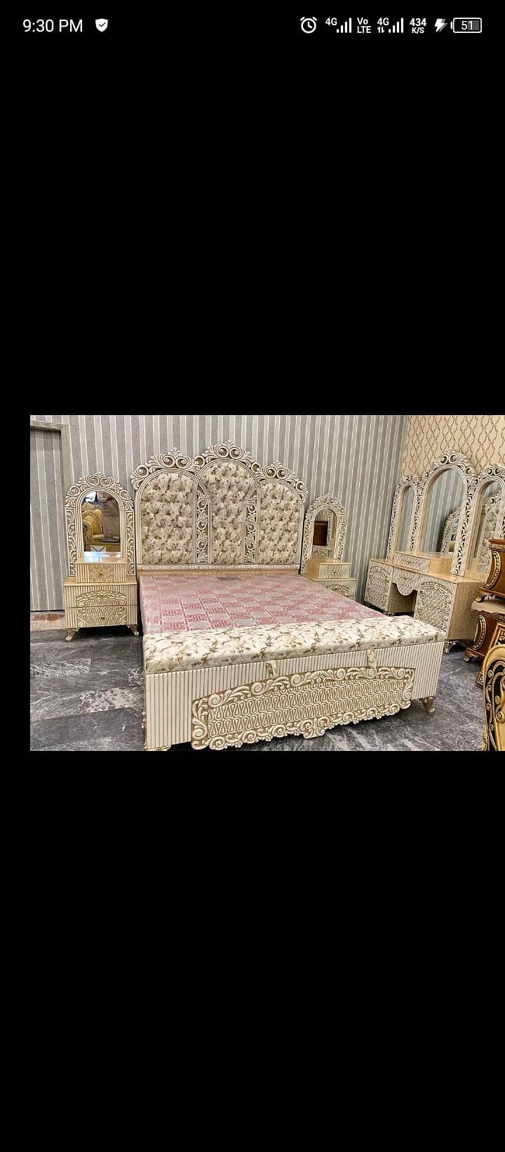 بیڈ ڈریسنگ سائڈ ٹیبل 3
