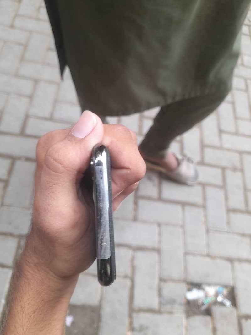Apple iPhone X 2