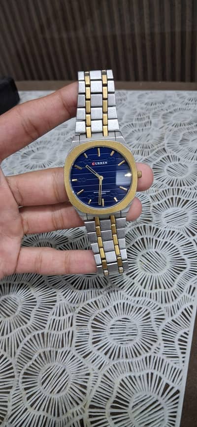 Curren watch