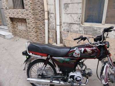 Honda 70 all ok Bhai hai koi be Kam ni hona Wala