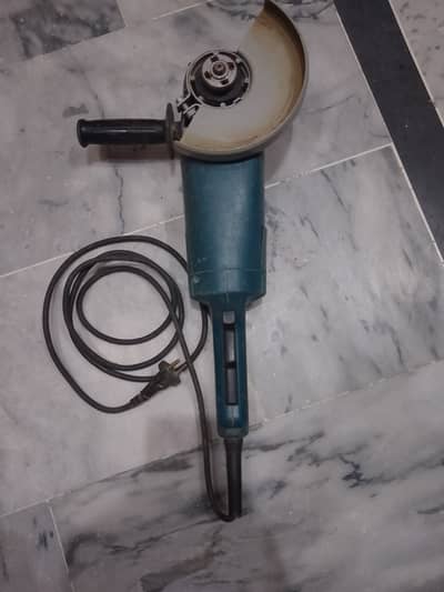 7" Wall Grinder and Hilty