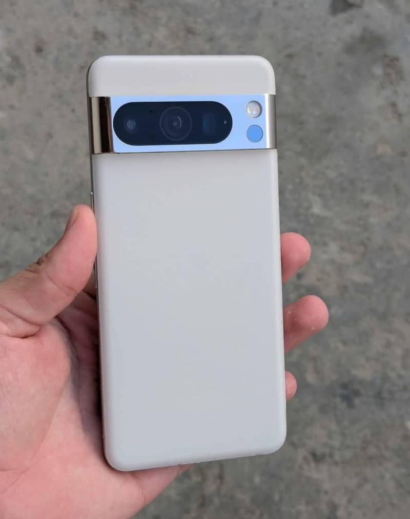 Google Pixel 8 Pro 0