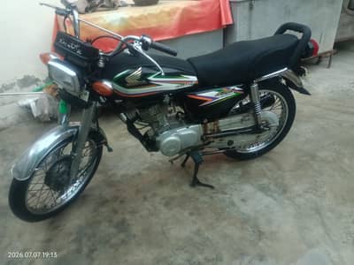 HONDA CG 125 2016 BLACK