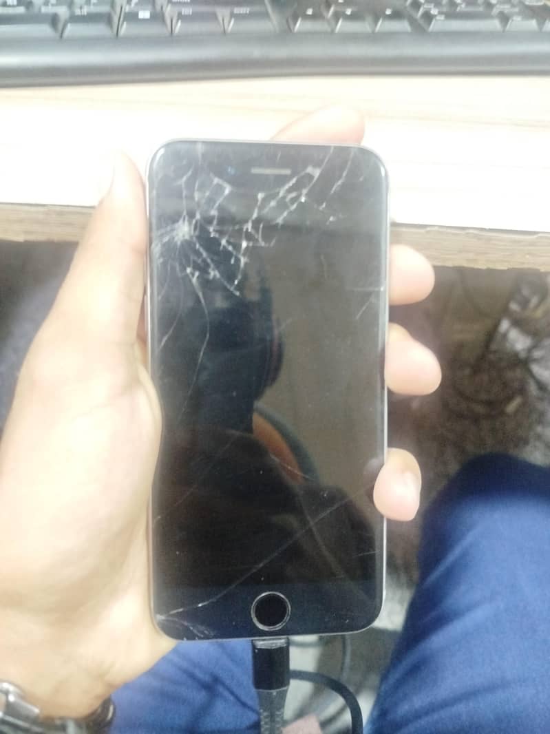 Apple iPhone 6S 1