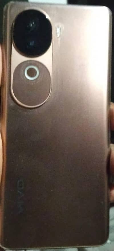 Vivo V40e