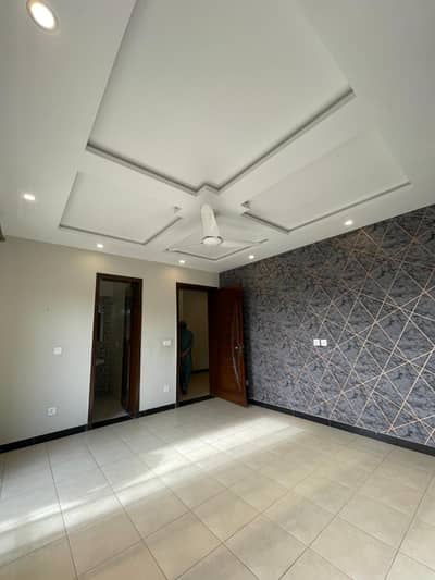 10 marla grou portion neat and clean bajlii panii Available near parck Face masjid bharia Town Rawalpindi
