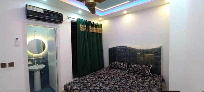 Short-Term Rental | Stylish Furnished Apartment in a Prime Community
