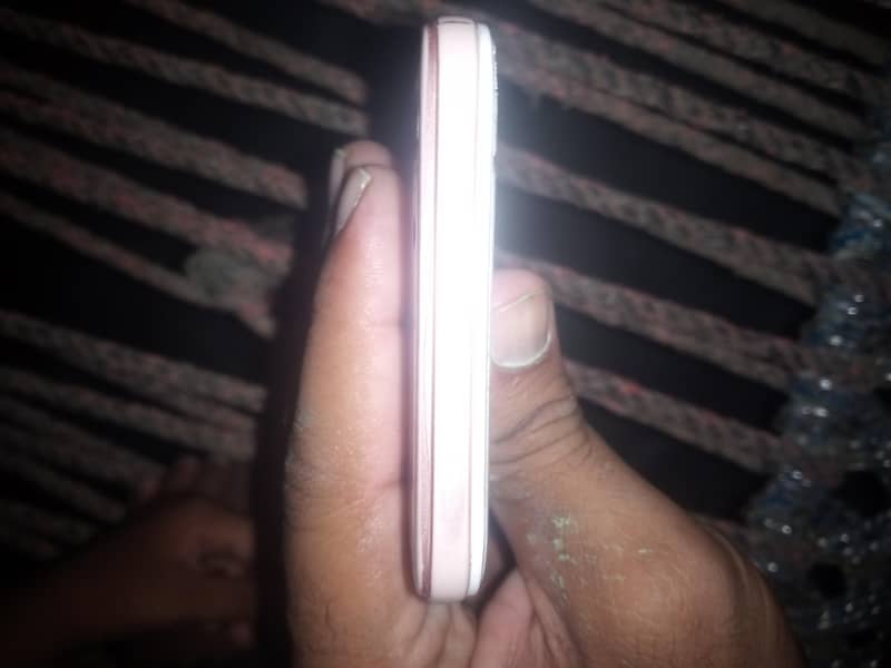 OPPO A57 2