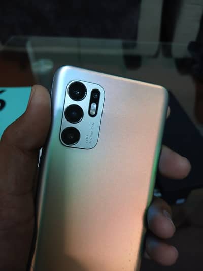 OPPO Reno
