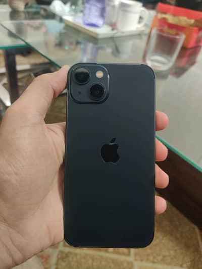 Apple iPhone 13