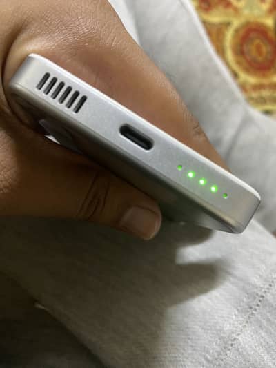Infinitx 5000 mah wireless charger