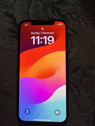 Apple iPhone 12