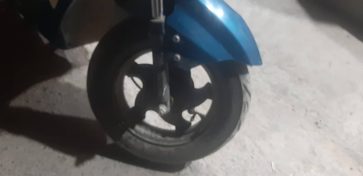 scooty 7