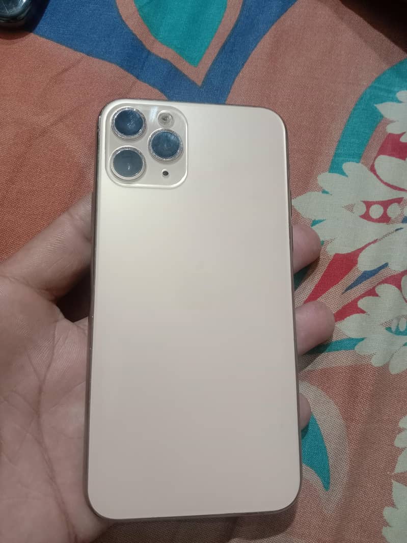 Apple iPhone 11 Pro 1