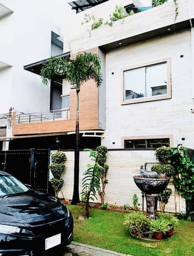 10 Marla Traventine Finish House with Gas and Electricity