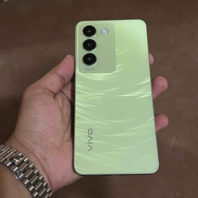Vivo Y100 8+8 256 with box