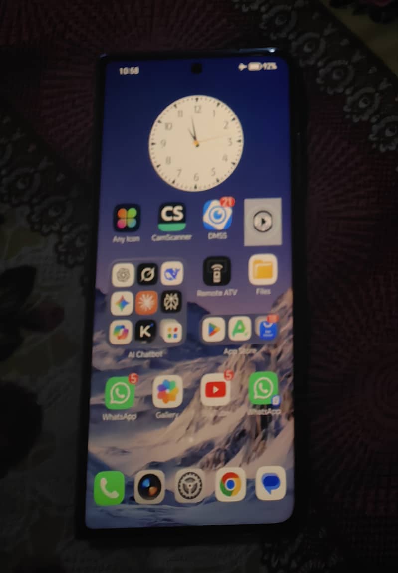 Honor Magic V2 3