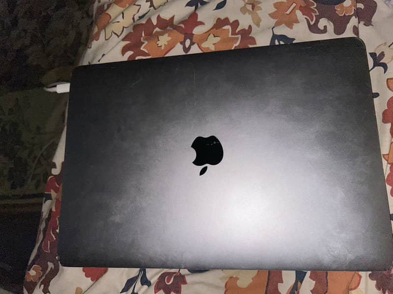 Macbook PRO 1