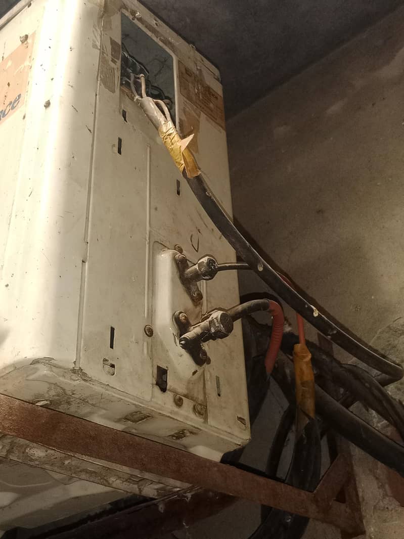 Dawlance Split Ac 2