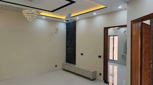 Premium Brand New Ultra Luxury 10 Marla Upper Portion Available | Sector F | Bahria Town For Rent