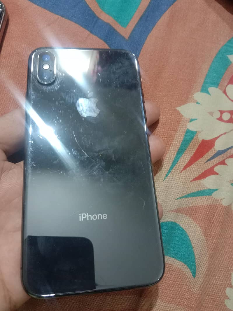 Apple iPhone X 4