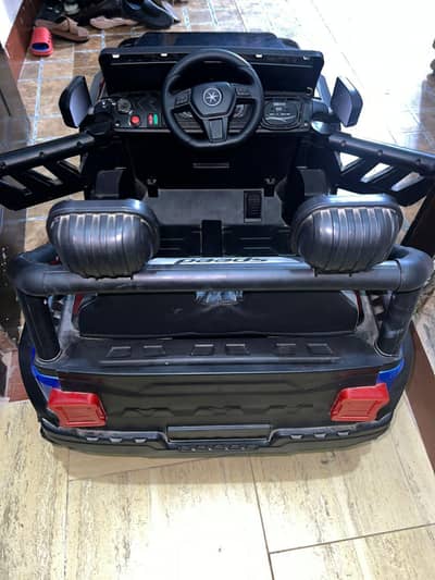car for sale 10 by 10 with remote with charger