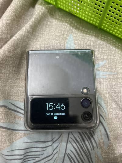 Samsung Mobile Z Flip 3