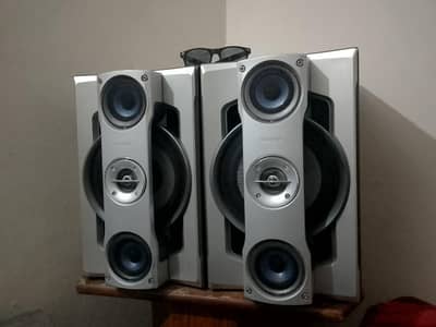 SONY mhc gn 88d two front speakers earth shaking bass