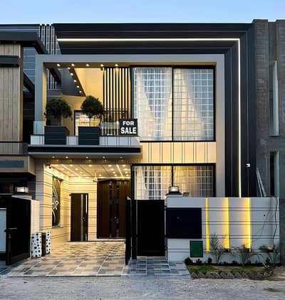 5 Marla Brand New Luxury House For Sale In BB Block Bahria Town Lahore.