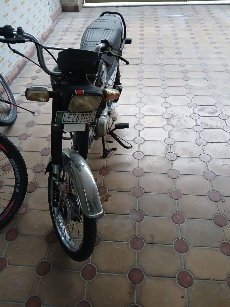 Ghani CD 70 3