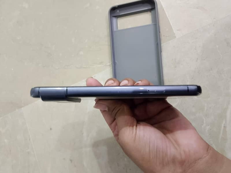 Google Pixel 8 2