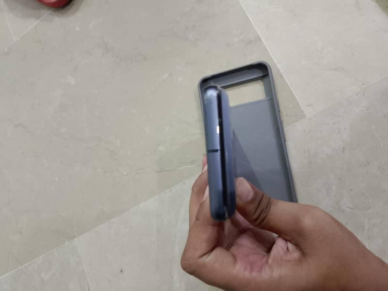 Google Pixel 8 3