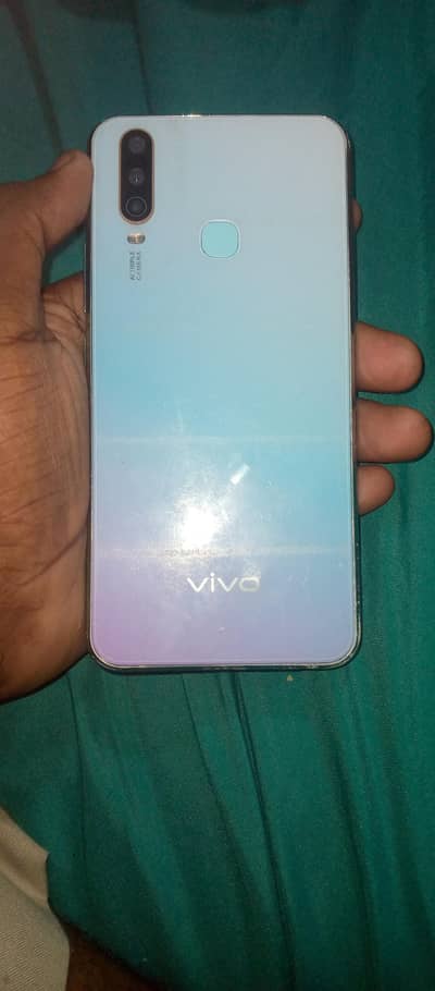 Vivo Y17