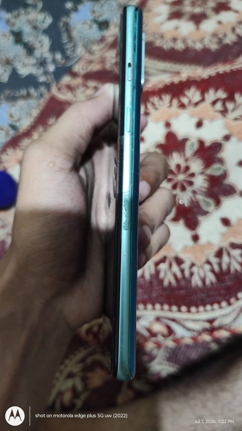 One Plus 8T 4