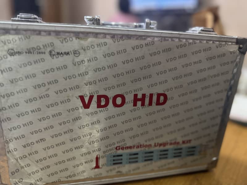 VDO HID 6