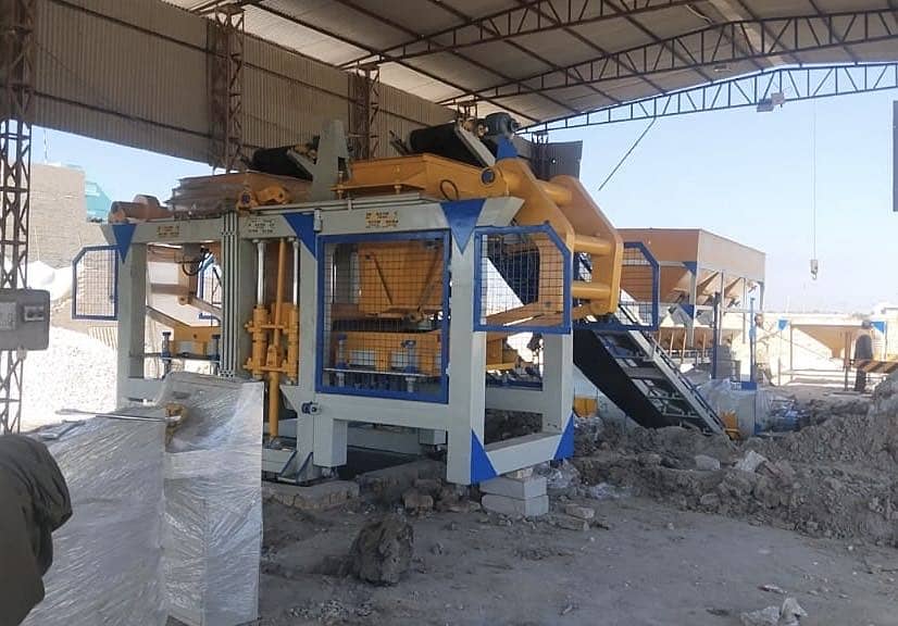 Fully Automatic Paver Block, Tuff Tile, Concrete Block Making Machine 1